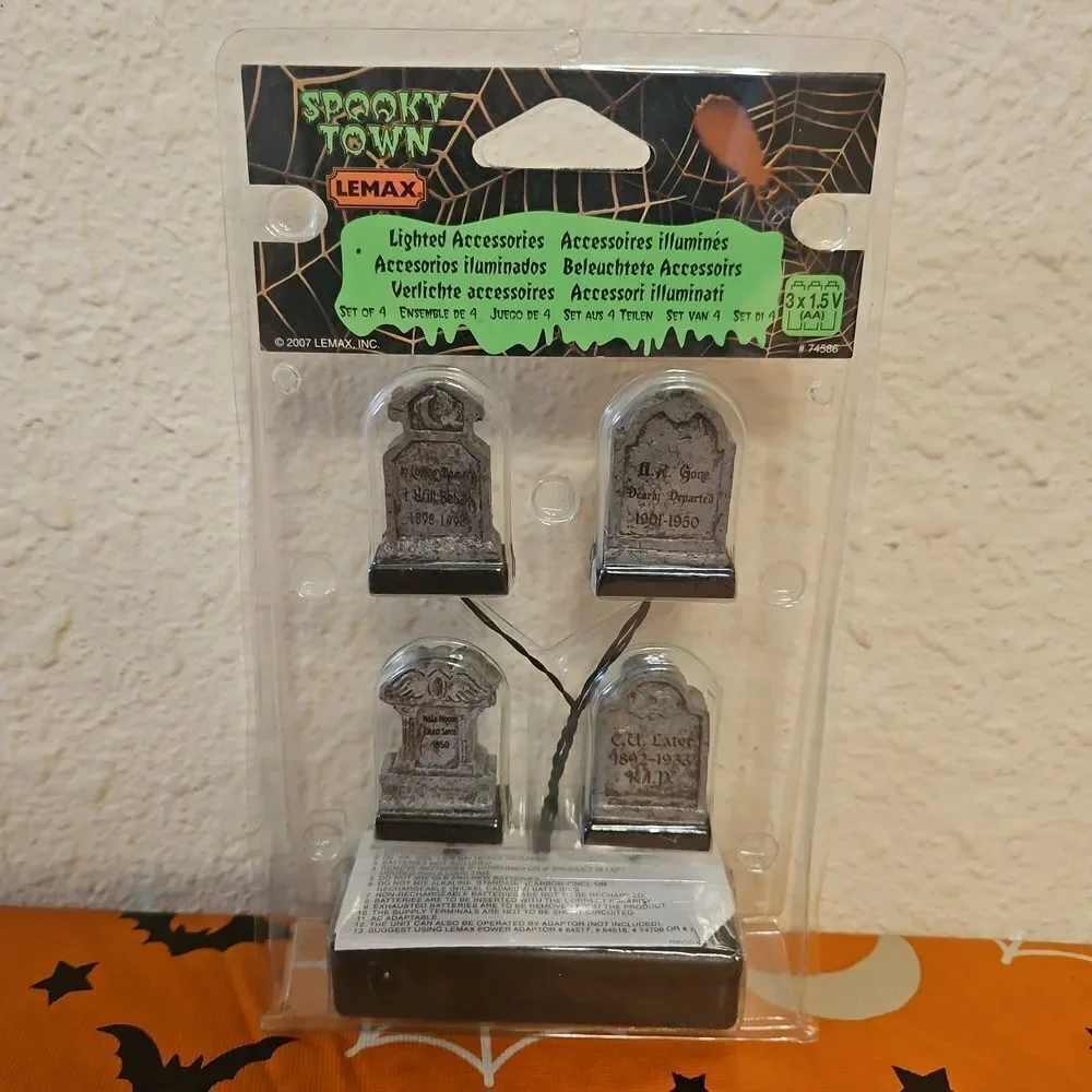 Lemax Spooky Town Halloween Decor Accessories